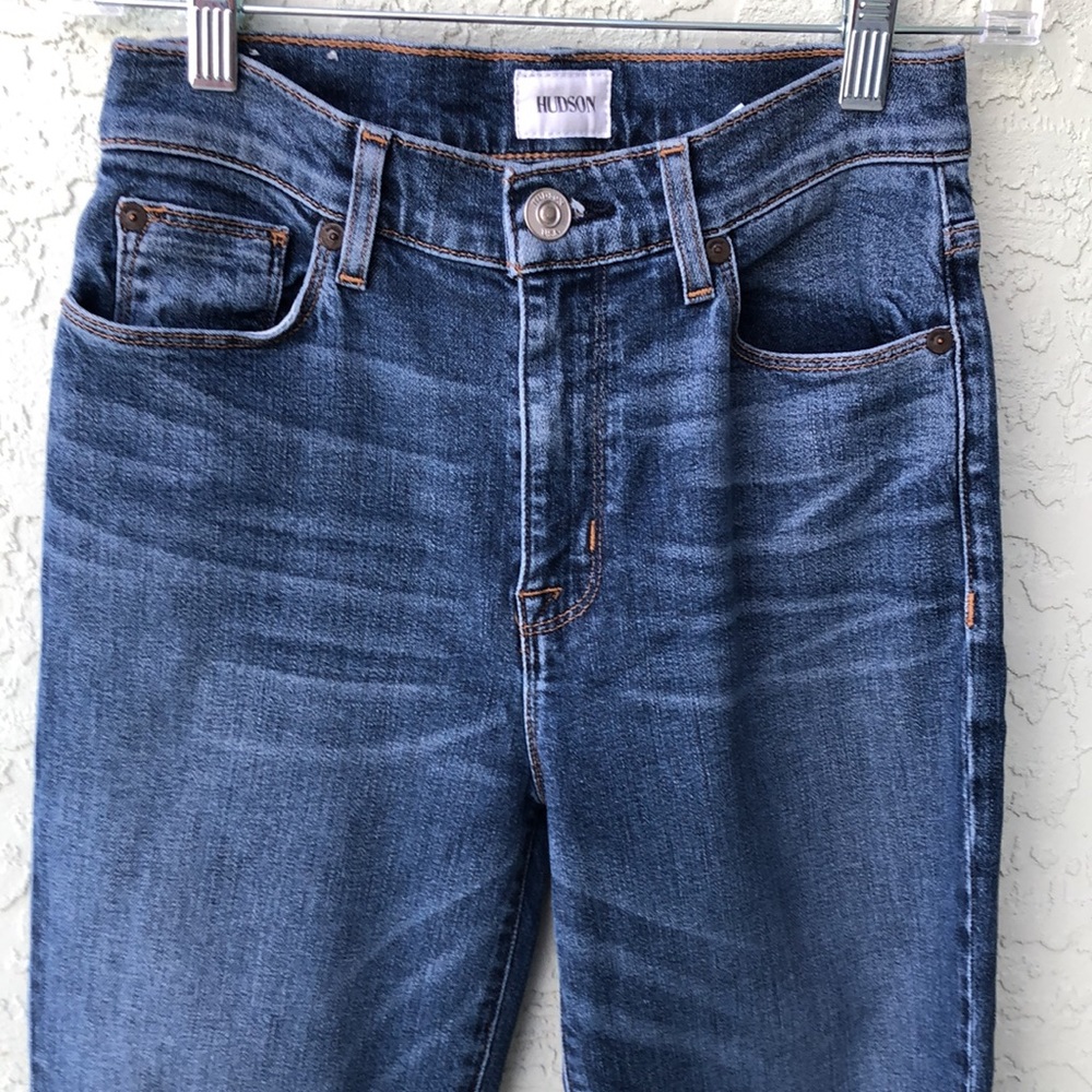 Hudson  Womens Jeans measured true size 26 waist  tag shows  25